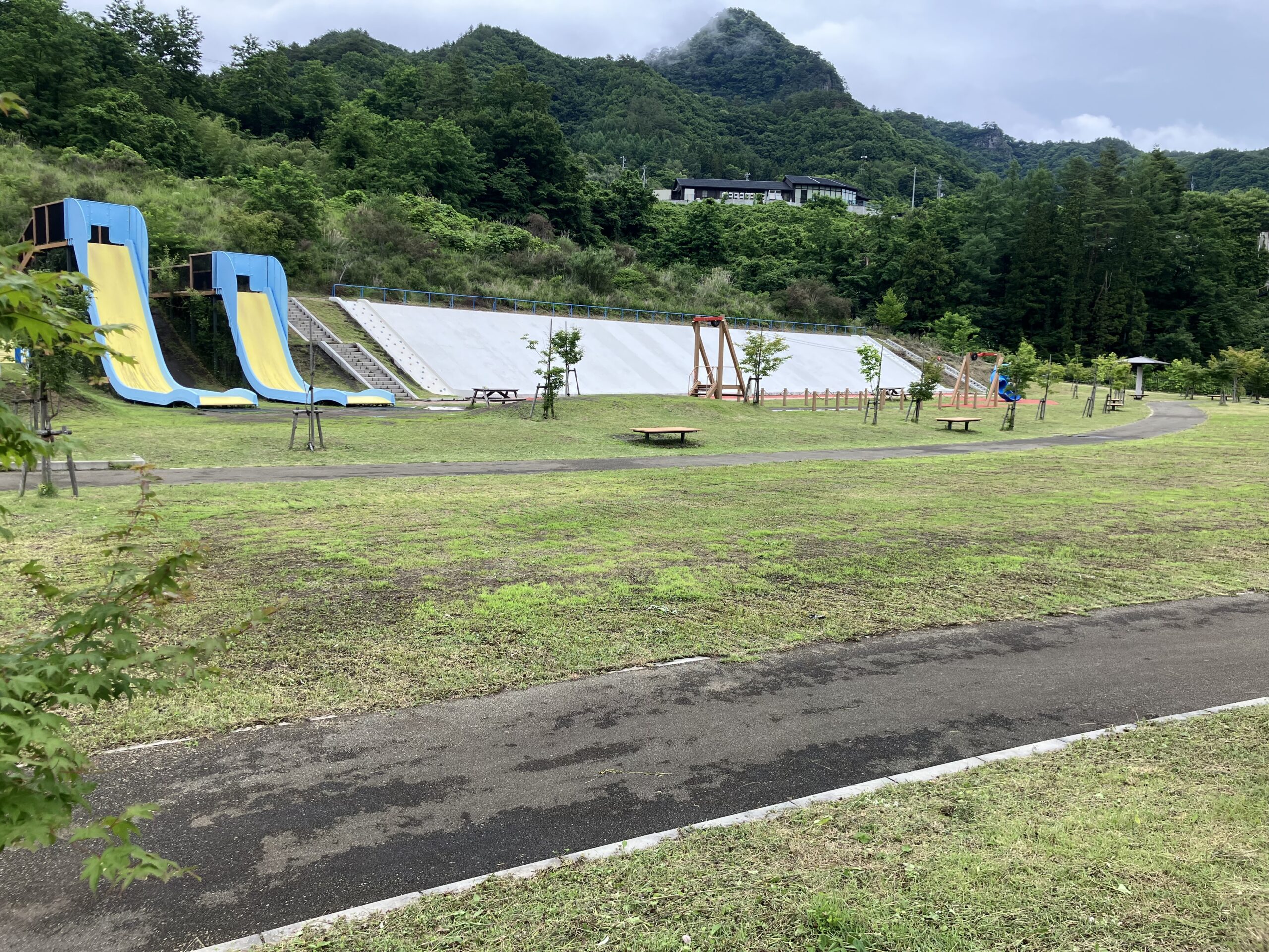 八ッ場林ふるさと公園の除草作業が終了しました！